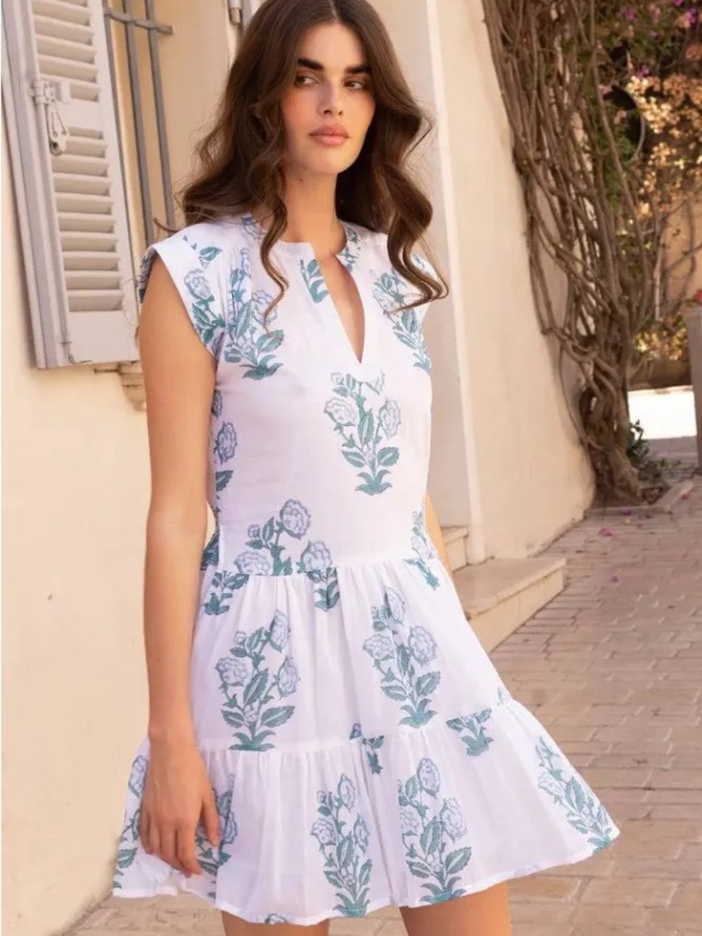 Oliphant NWT NEW ROLL SLEEVE SALVIA GREEN S/ M White cotton DEESS COVERUP FLORAL